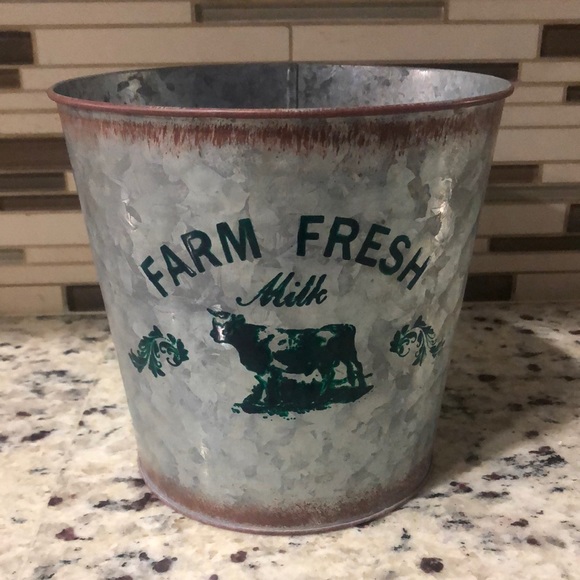 Other - Farmhouse Galvanized Metal Farm Fresh Flowers And Garden Planter Pot Home Decor